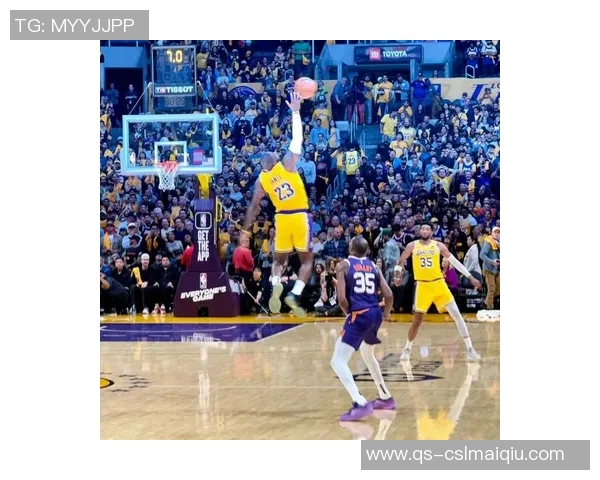 杜兰特赞詹姆斯三分后仰跳投稳定性提升展现出不断进步的实力